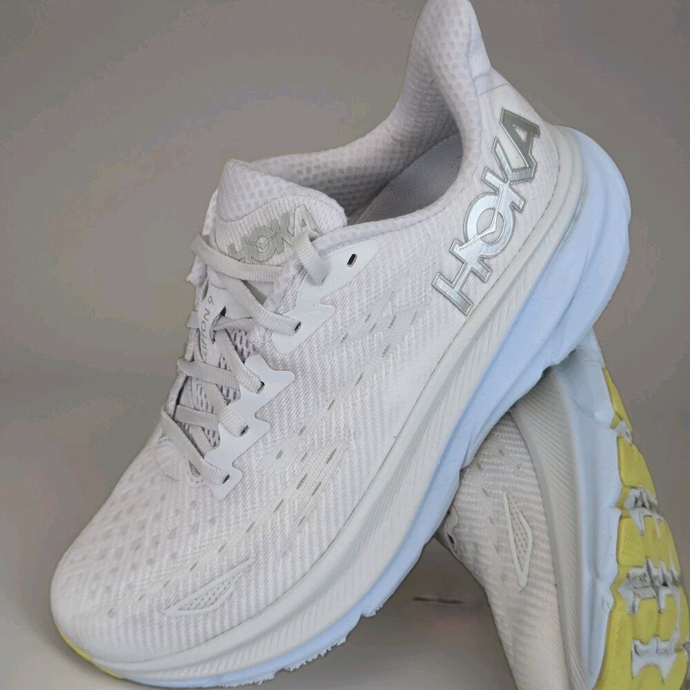 Hoka One One Clifton 9 Womens US 8 Gray Running Shoes Sneakers